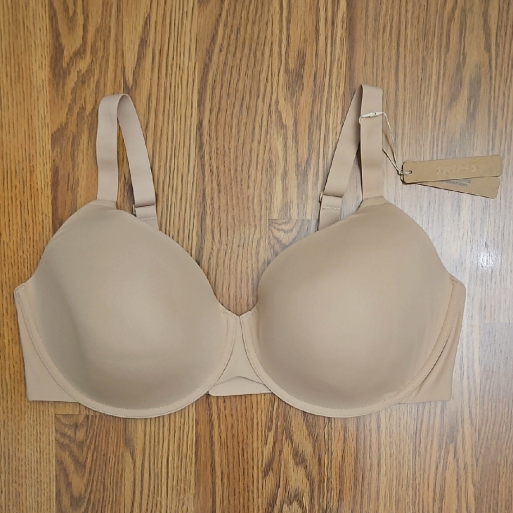 NWT Skims Fits Everybody T-Shirt Bra Ochre/ 40DD